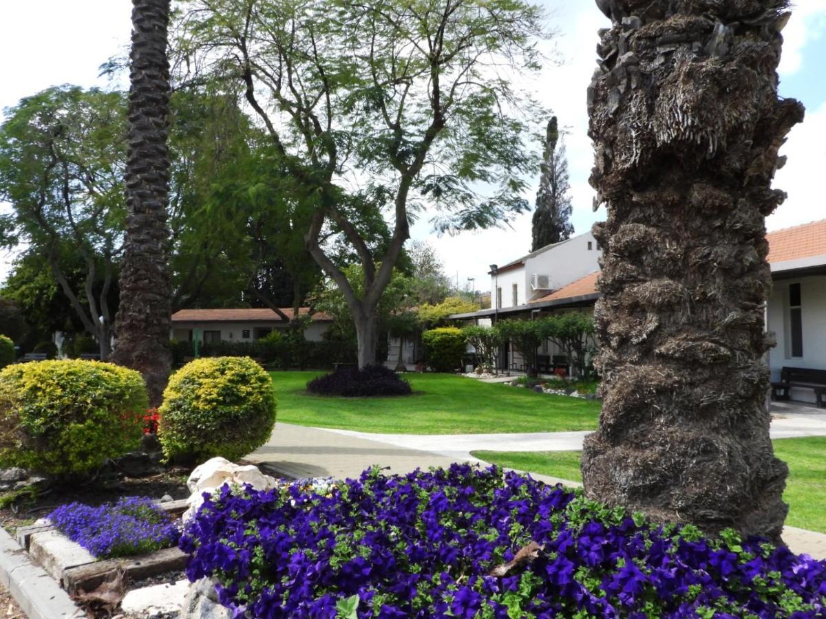 Degania Bet Kibbutz Country Lodging Hotel Kinneret Luaran gambar